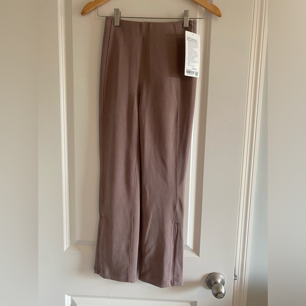Lululemon Ribbed Softstreme Zip-Leg High-Rise Cropped Pants 25” Size 2 TPTC New